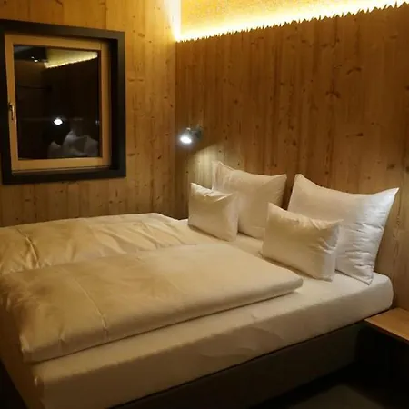 Arlberghome Komfort-Apartments & Privat-Sauna Wald am Arlberg Exterior foto